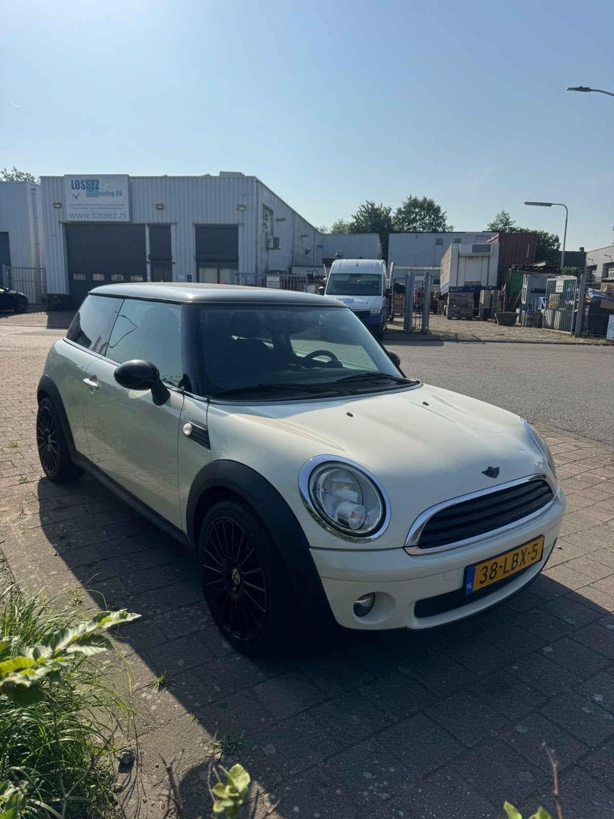 Mini one (r56) 95 pk met nieuwe apk!, Voorwielaandrijving, Mistlampen, Stof, Zwart