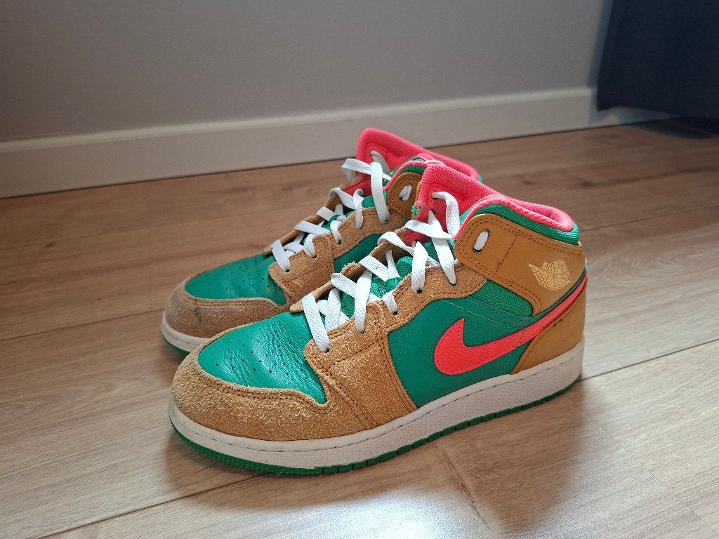 Nike air jordan 1 mid - maat 38 -, Kleding | Dames, Schoenen, Ophalen, Nike, Sneakers of Gympen, Gedragen