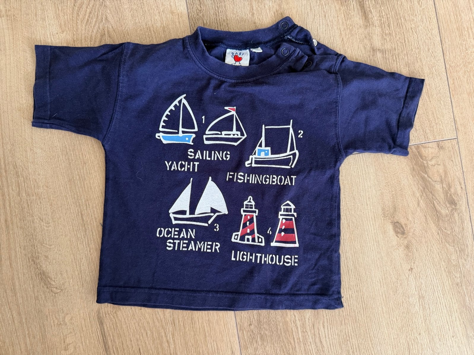 Leuk donkerblauw T-shirt maat 80 met maritieme print, Kinderen en Baby's, Babykleding | Maat 80, Ophalen of Verzenden, Gebruikt