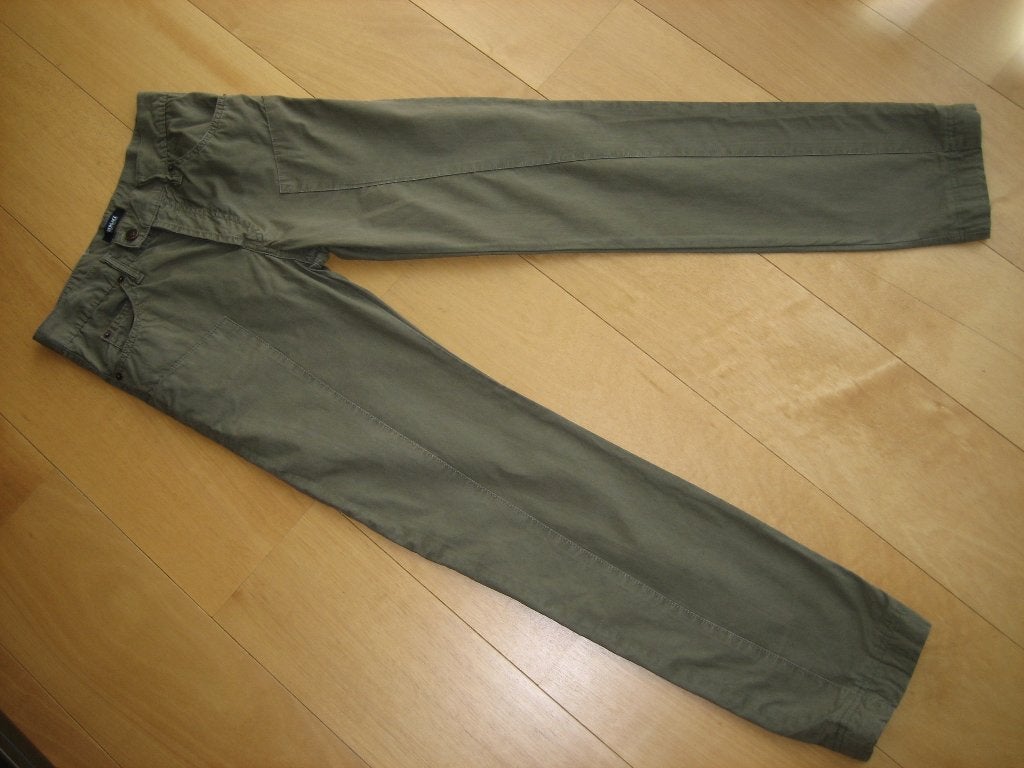 Sportieve legergroene broek van VERSACE maat 29 Snazzeys, Maat 38/40 (M), Ophalen of Verzenden, Zo goed als nieuw, Versace