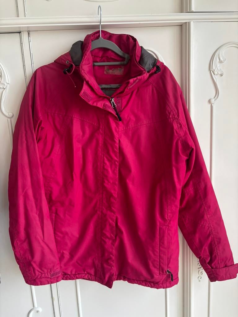 Nieuwstaat fuchsia roze outdoor wandel jas maat 36, Ophalen of Verzenden, Zo goed als nieuw, Kleding