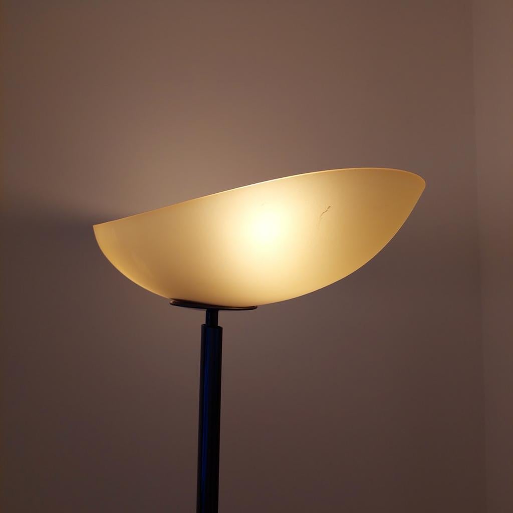Artemide Creonte vloerlamp, Huis en Inrichting, Lampen | Vloerlampen, Zo goed als nieuw, 150 tot 200 cm, Glas, Metaal, Overige materialen