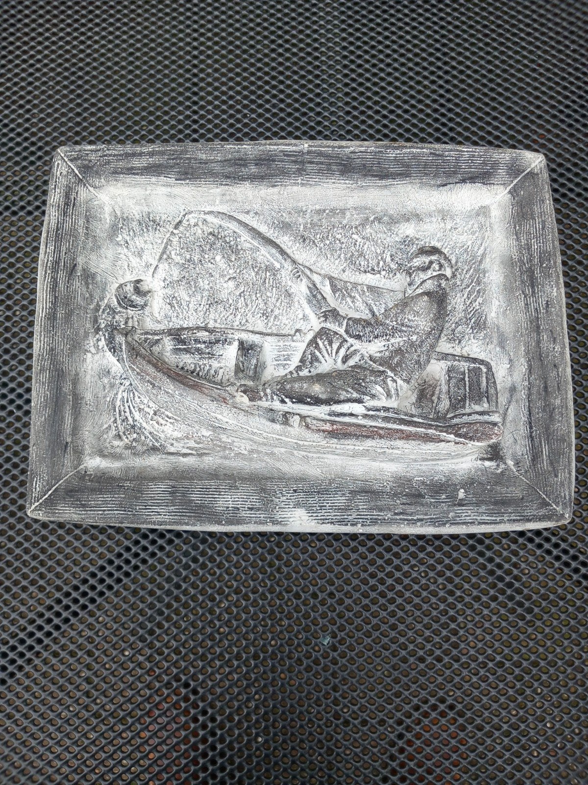 Betonnen wandplaquette visser in bootje, Ophalen of Verzenden