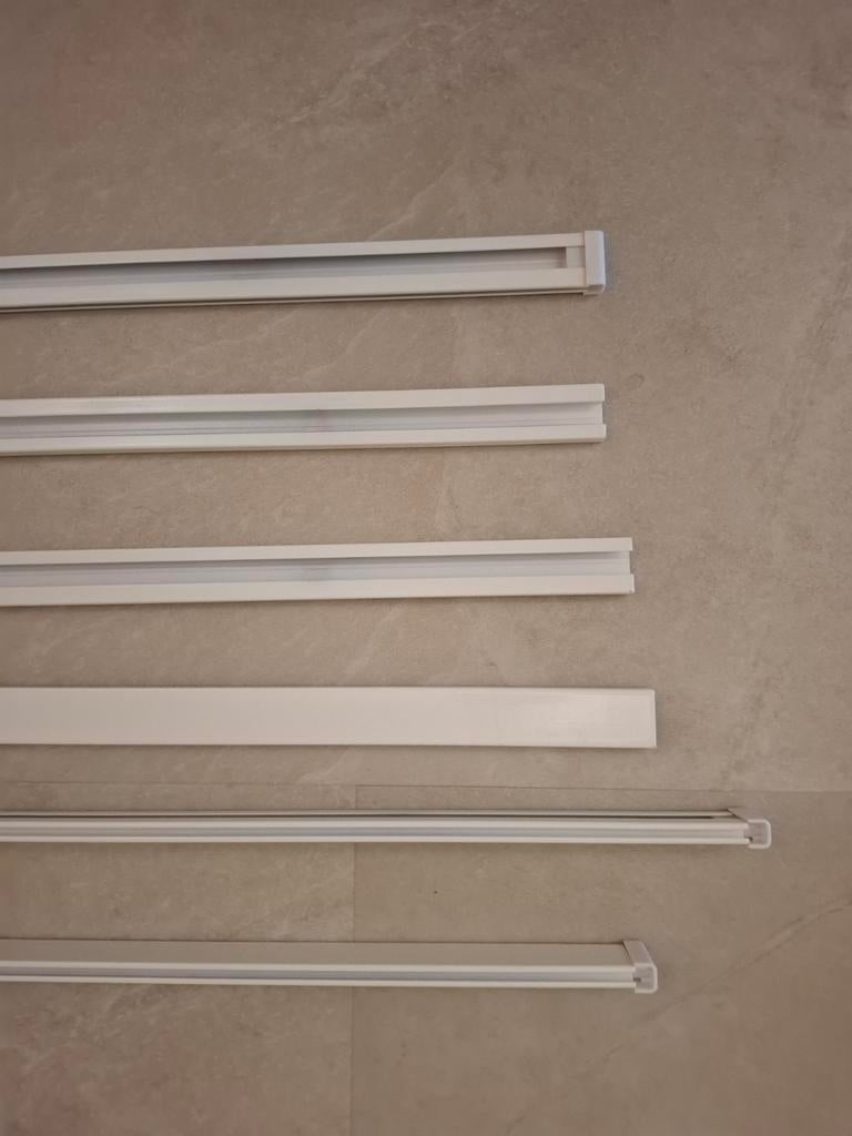 6 schilderij opgangsysteem /rails elk 2 m lang wit, Ophalen, Wit, Zo goed als nieuw, Minder dan 100 cm