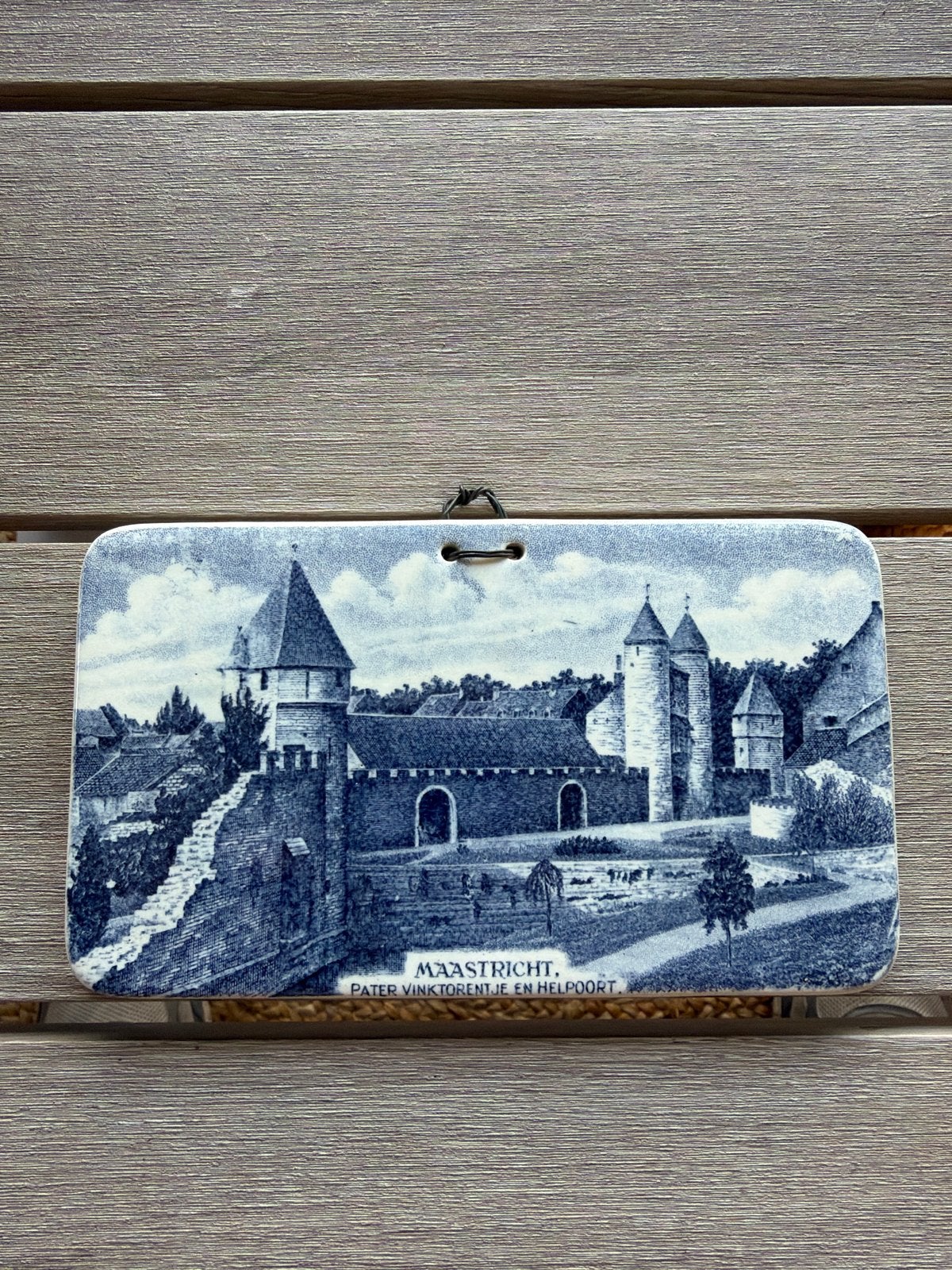 Delfts Blauw wandbord Maastricht Pater Vinktorentje, Ophalen of Verzenden