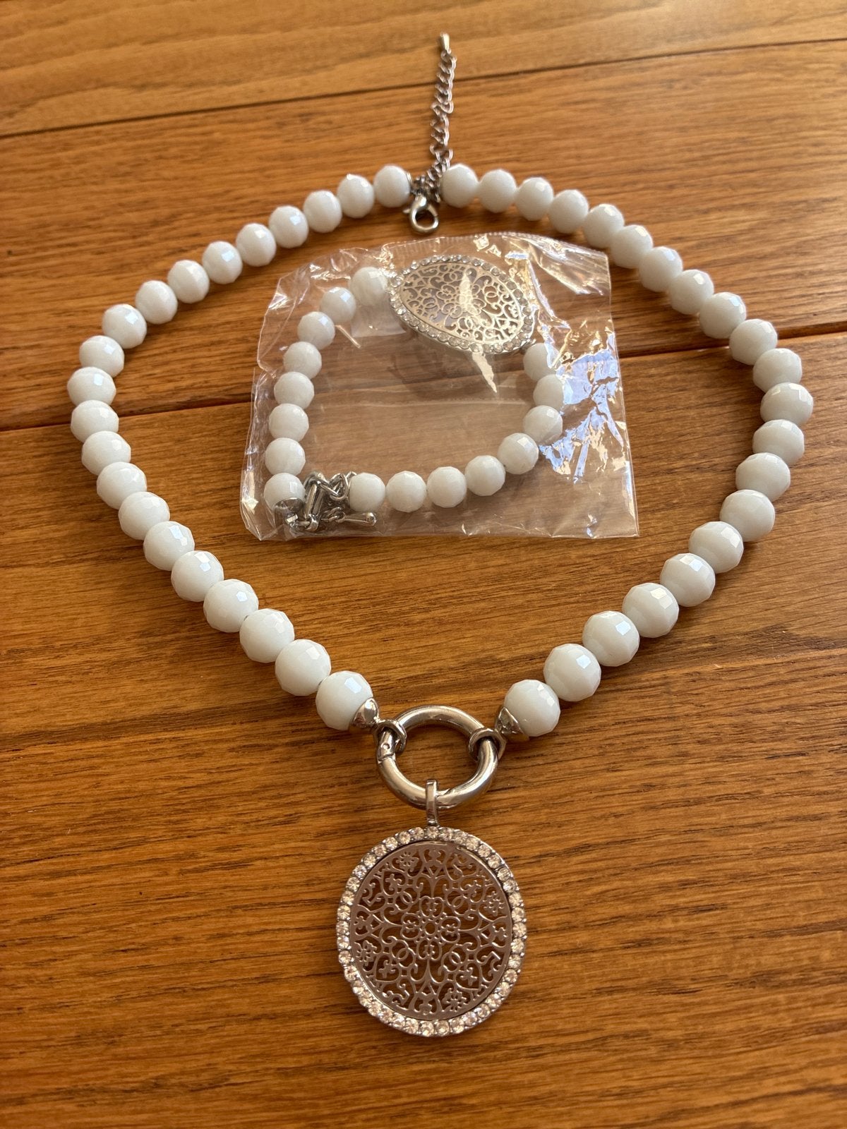 kralen-set ketting met armband met hanger strass, Overige materialen, Wit, Ophalen of Verzenden, Zo goed als nieuw