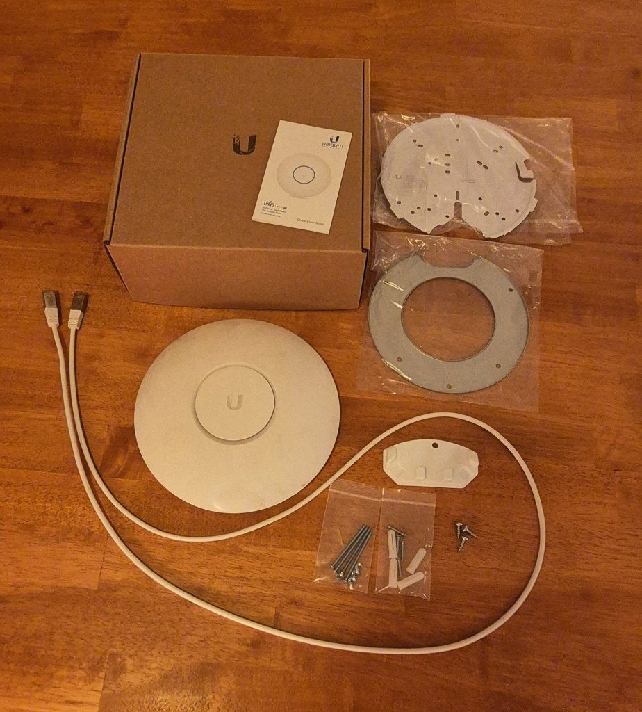 UniFi UAP-AC-PRO Access Point, ophalen Den Haag Centrum, Computers en Software, Accesspoints, Ophalen of Verzenden, Gebruikt, Ubiquiti UniFi