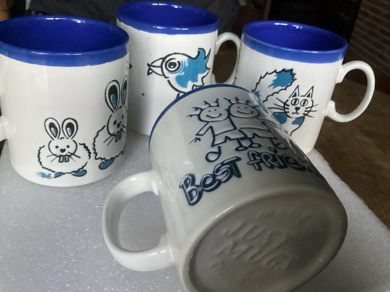 4 Nieuwe Justin Mugs: Dieren & Best Friends Bekers, Overige merken, Keramiek, Nieuw, Mok