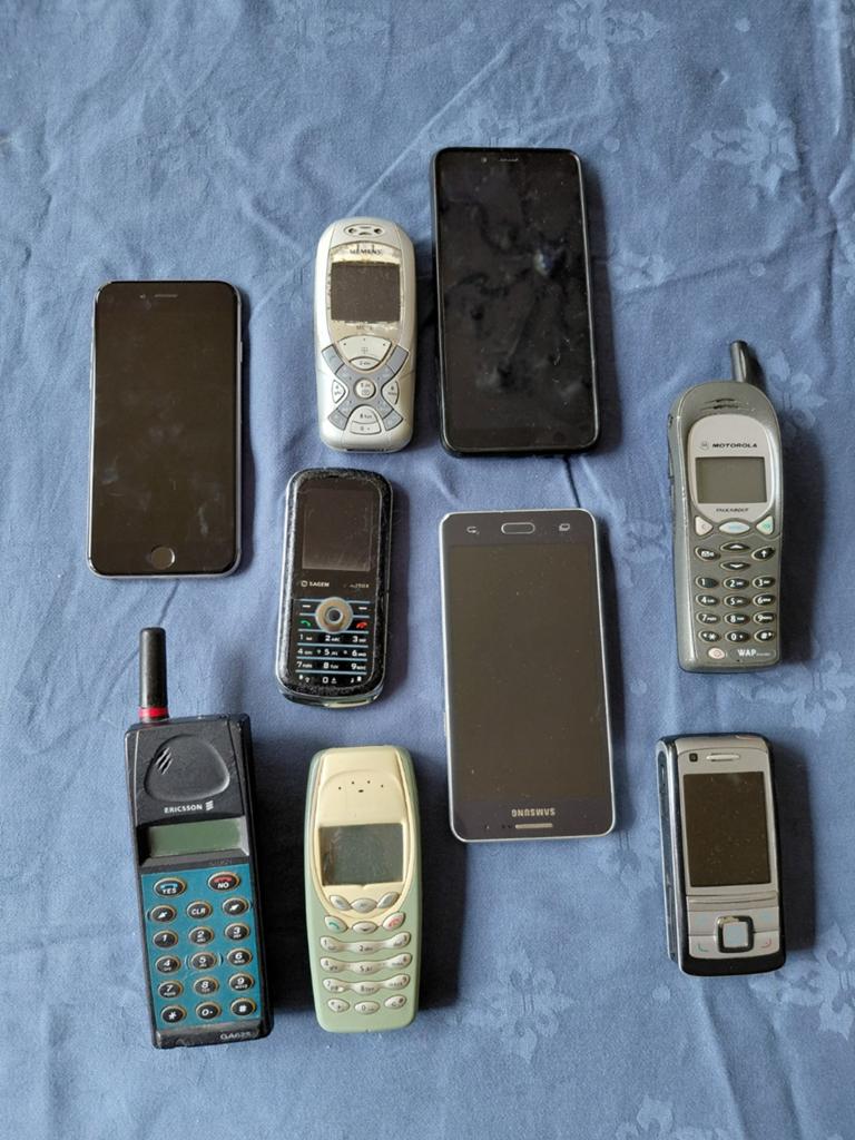Diverse oude mobiele telefoons - Vintage collectie, Telecommunicatie, Mobiele telefoons | Overige merken, Gebruikt, Ophalen of Verzenden