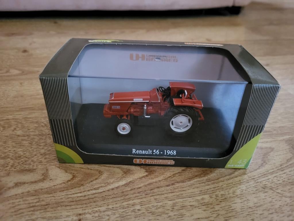 Renault 56 - 1968 Tractor Model (Universal Hobbies), Overige merken, 1:32 tot 1:50, Overige typen, Nieuw