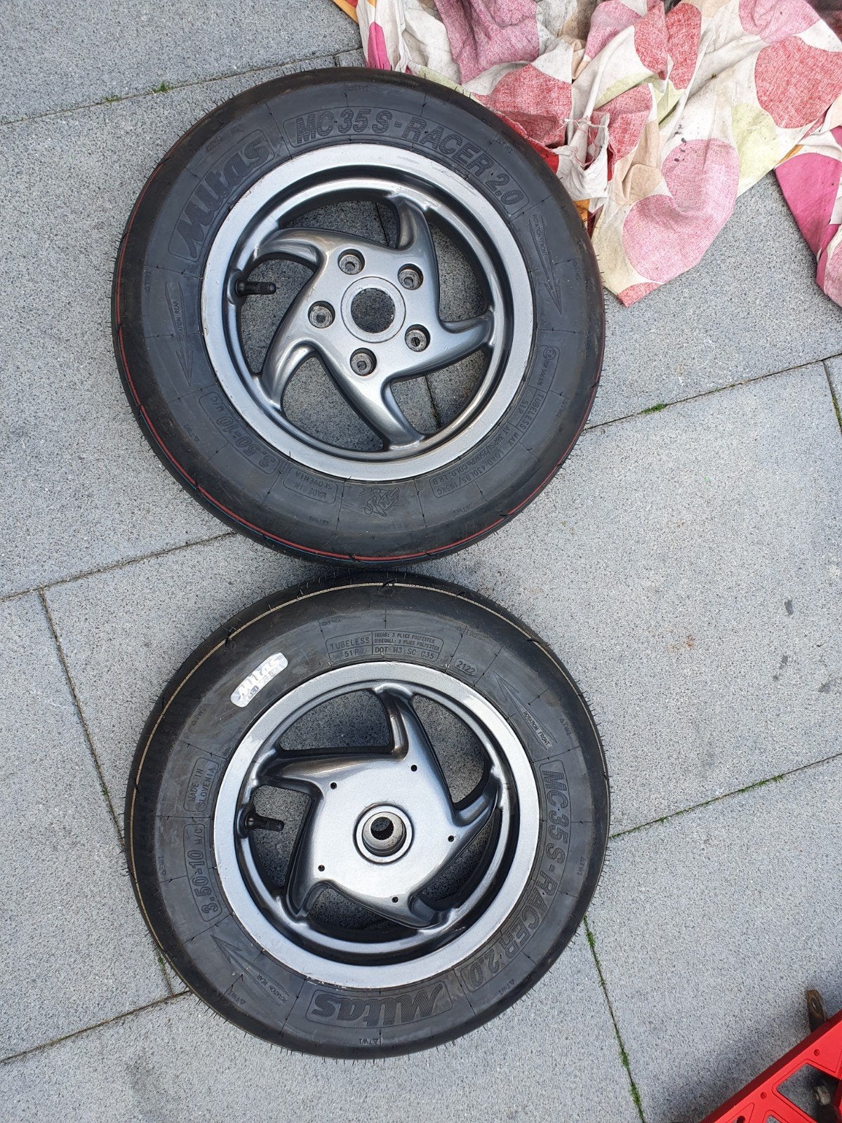 Piaggio zip sp 98 velgen Mitas banden, Ophalen of Verzenden