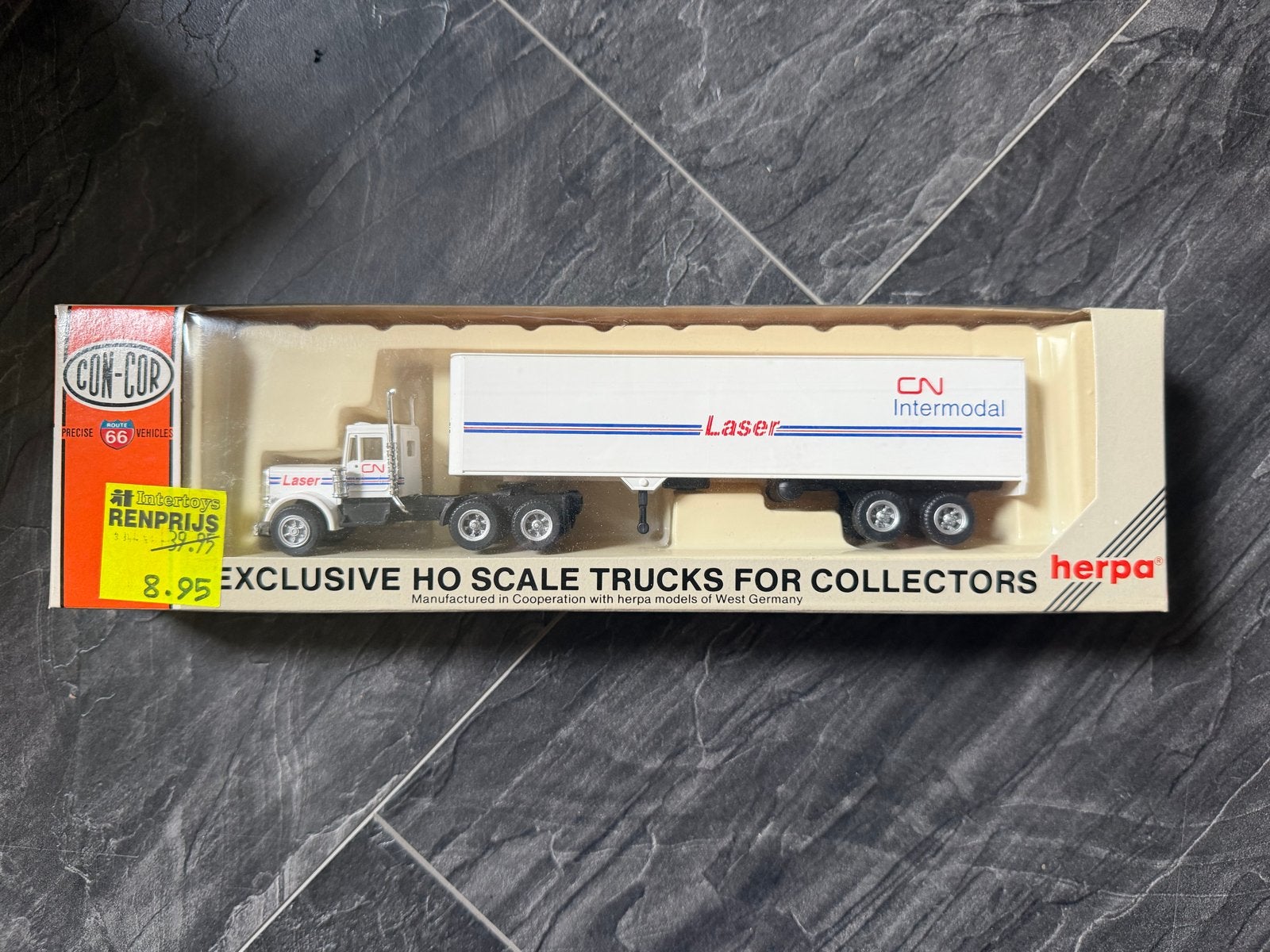 Herpa Con-Cor HO schaal vrachtwagen CN Intermodal, Overige merken, 1:50 of kleiner, Nieuw, Ophalen of Verzenden
