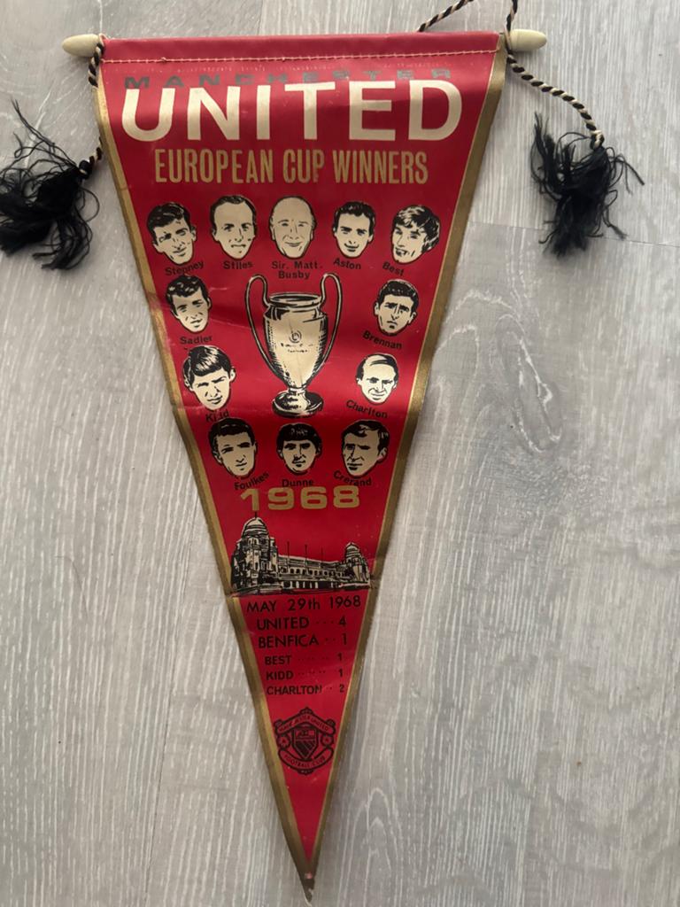 Manchester United Vaantje European Cup Winners 1968, Verzamelen, Sportartikelen en Voetbal, Ophalen of Verzenden, Gebruikt, Buitenlandse clubs