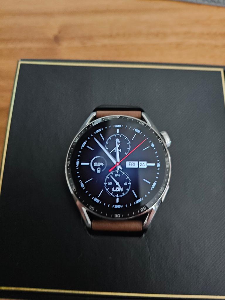 Huawei GT 3 Smartwatch, Sieraden, Tassen en Uiterlijk, Smartwatches, Ophalen, Zwart, Zo goed als nieuw, Waterdicht