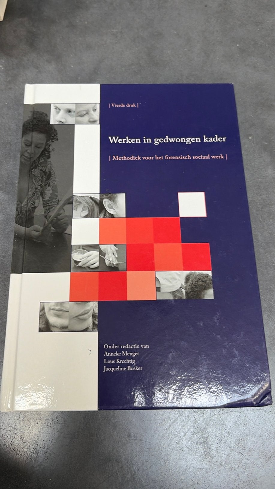 Werken in gedwongen kader, Ophalen of Verzenden, Zo goed als nieuw, Sociale wetenschap