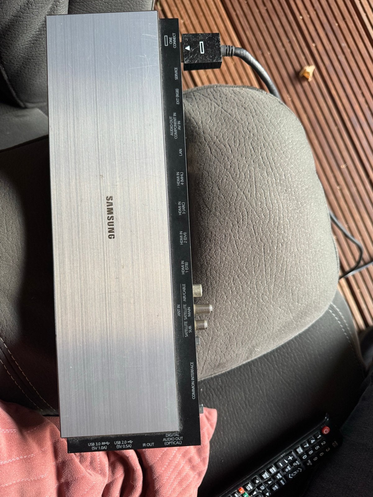 Gezocht: Samsung One Connect Box BN94-07655U, Ophalen of Verzenden, Gebruikt