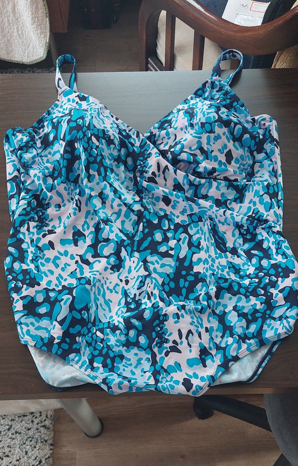 Nieuw badpak maat 56-58, met gevoerde cups, Kleding | Dames, Ophalen of Verzenden, Nieuw, Zwart, Badpak