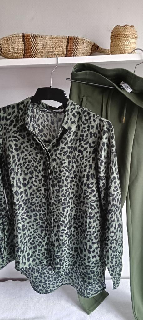 Blouse (Costes) en broek (True Spirit) - Maat M - Kaki/groen, Maat 38/40 (M), Ophalen of Verzenden, Gedragen, Costes, True Spirit