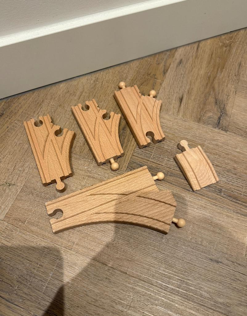 Heel goed 5x Brio houten trein spoor wissel set rails 33307, Ophalen of Verzenden, Zo goed als nieuw