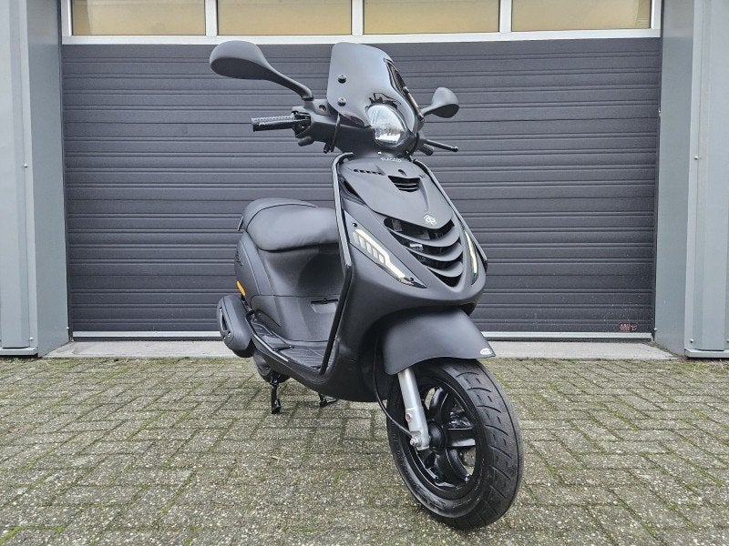 Piaggio zip 4t 2024, Ophalen, Zip, Zo goed als nieuw, Benzine