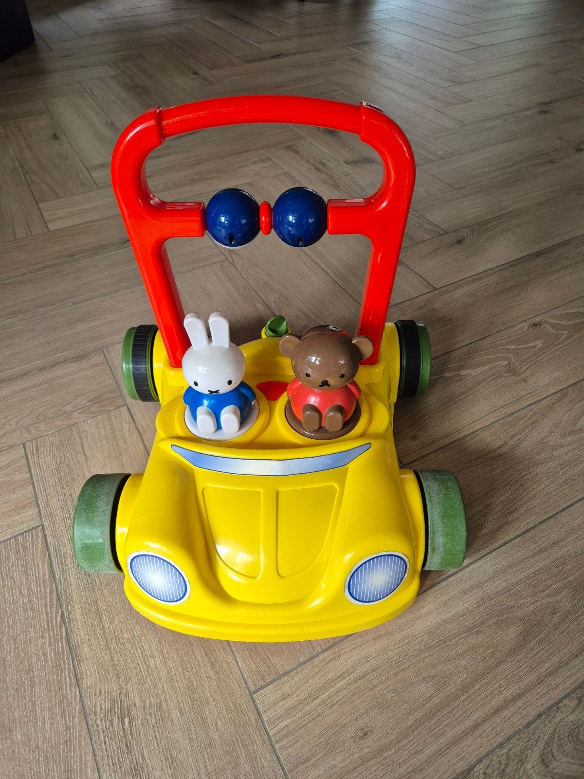 Loopwagen Nijntje en vriendje - Geel met rood handvat, Kinderen en Baby's, Ophalen, Gebruikt, Auto, Met wieltjes