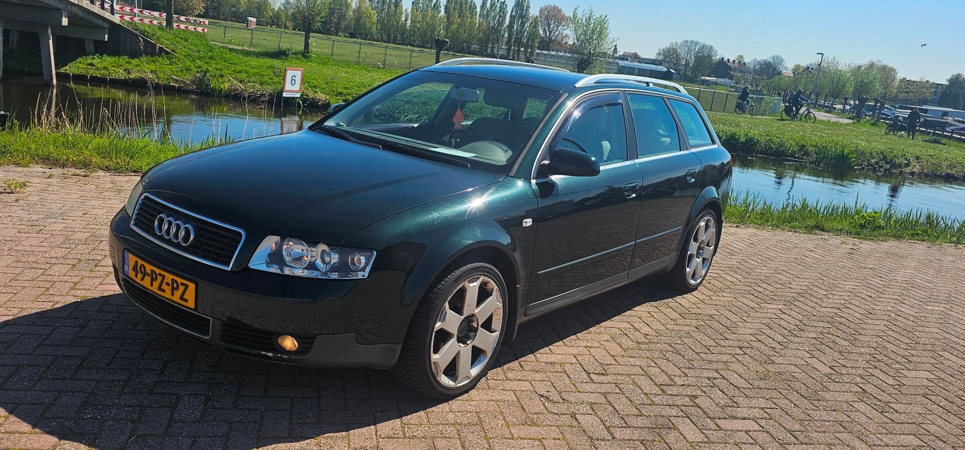 Audi A4 Avant 2.0 FSI s4 velgen clima apk, Auto's, 1380 kg, Gebruikt, 4 cilinders, Handgeschakeld