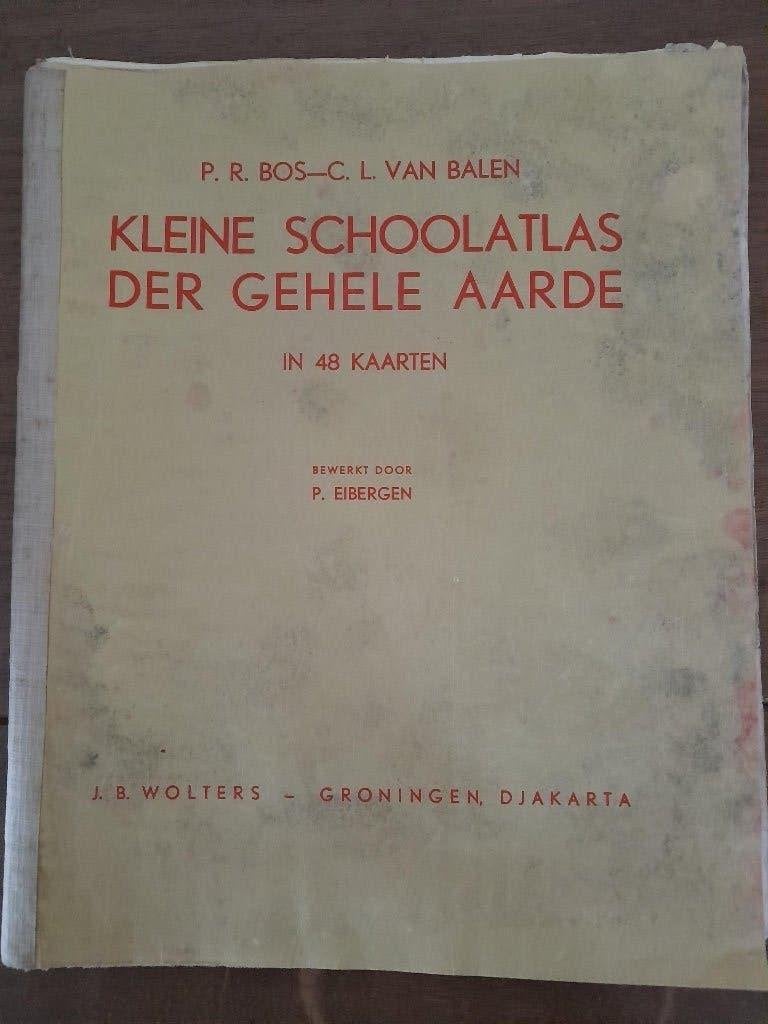 Kleine schoolatlas der gehele aarde In 48 kaarten. 1953, Gelezen, P.R. Bos - C.L. van Balen, Overige atlassen, Ophalen of Verzenden