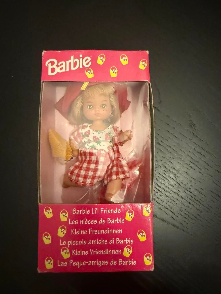 Zeldzame Vintage Barbie Li'l Friends Strawberry Picnic 1993, Ophalen of Verzenden, Nieuw