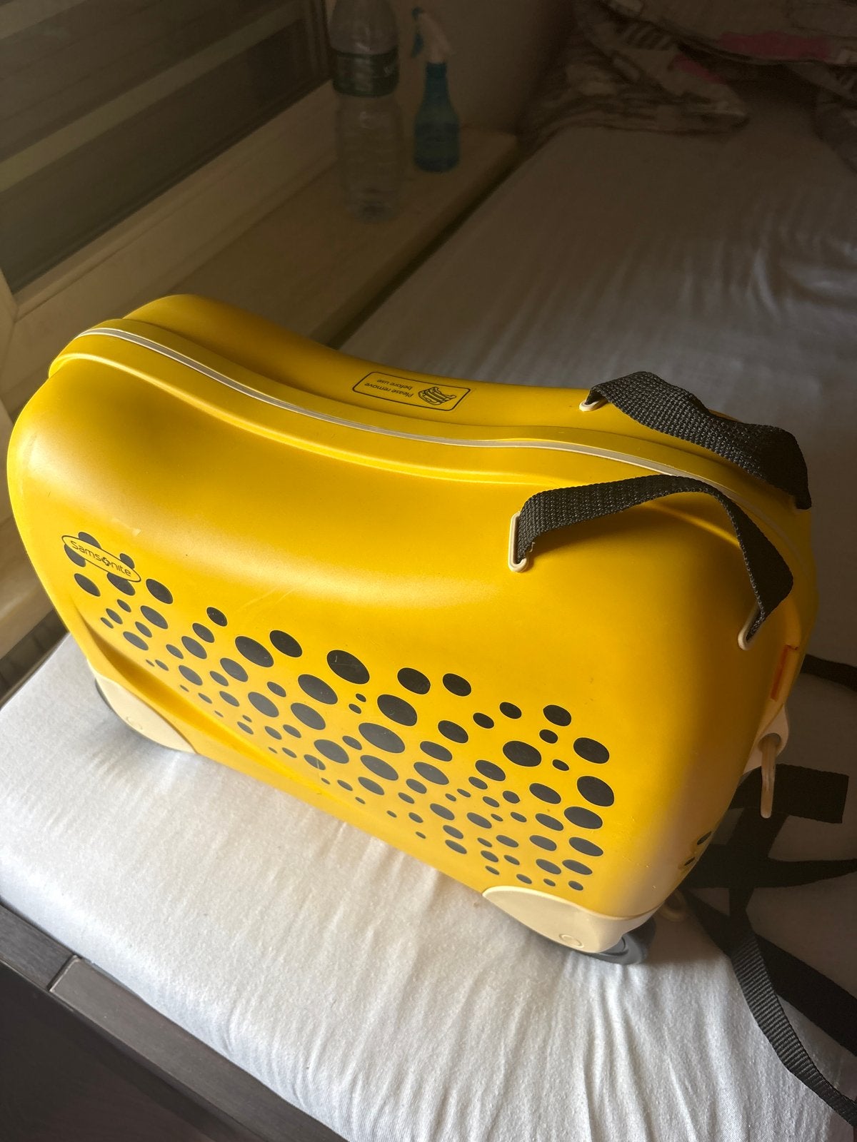 Gele kinderkoffer met stippen - Samsonite, Ophalen, Gebruikt, Hard kunststof, Minder dan 50 cm