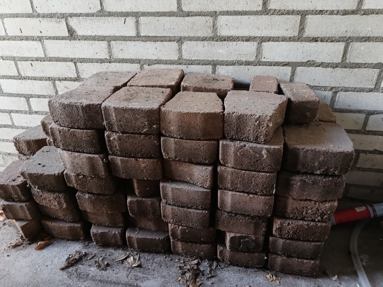 Gratis ruim 80 stuks klinkers voor cirkel, Ophalen, Gebruikt, Klinkers, Minder dan 5 m²