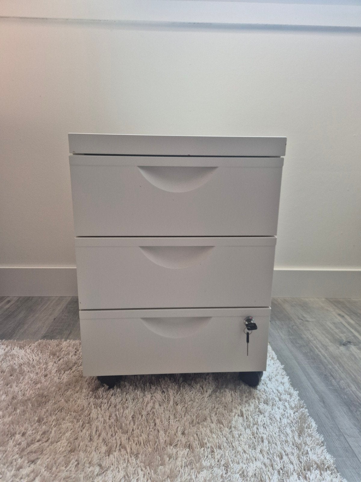Wit metalen ladeblok op wielen met 3 laden, Ophalen, Overige materialen, Minder dan 50 cm, Gebruikt
