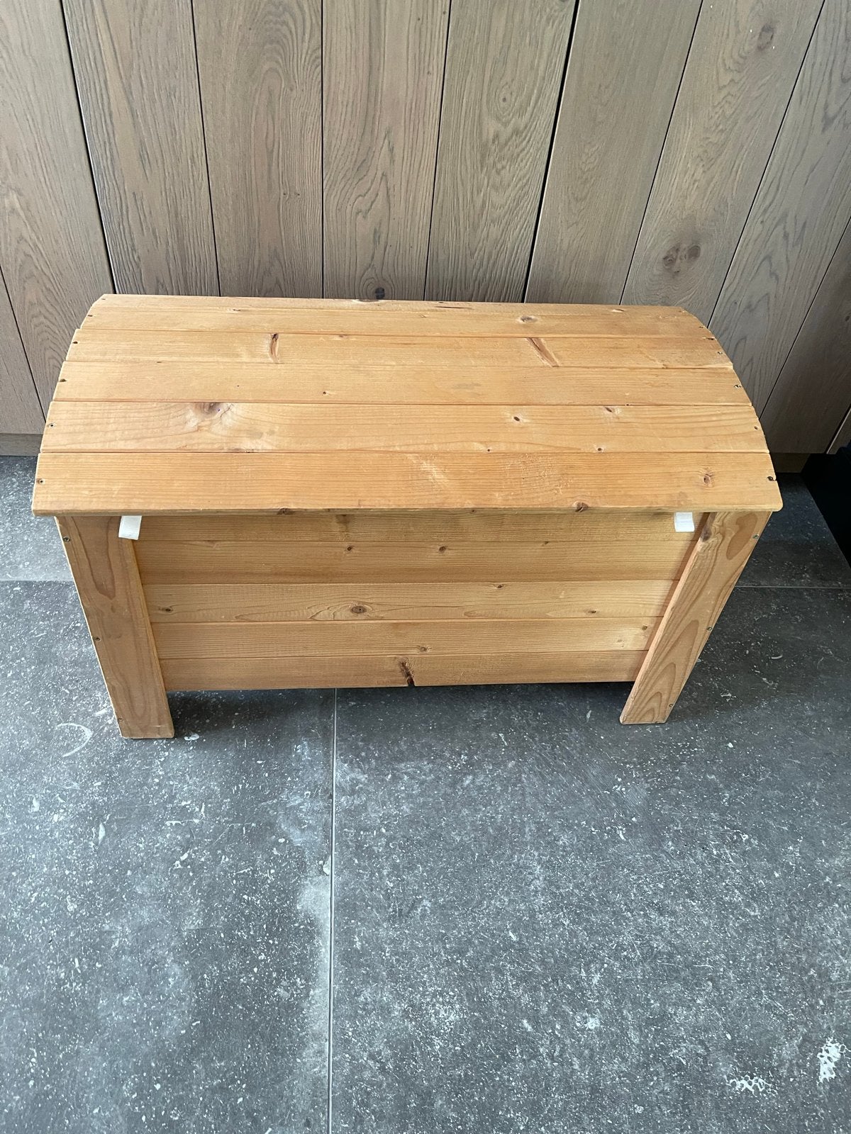 Houten kist van grenen hout voor speelgoed of spullen, Ophalen, Minder dan 50 cm, Zo goed als nieuw, 75 tot 100 cm