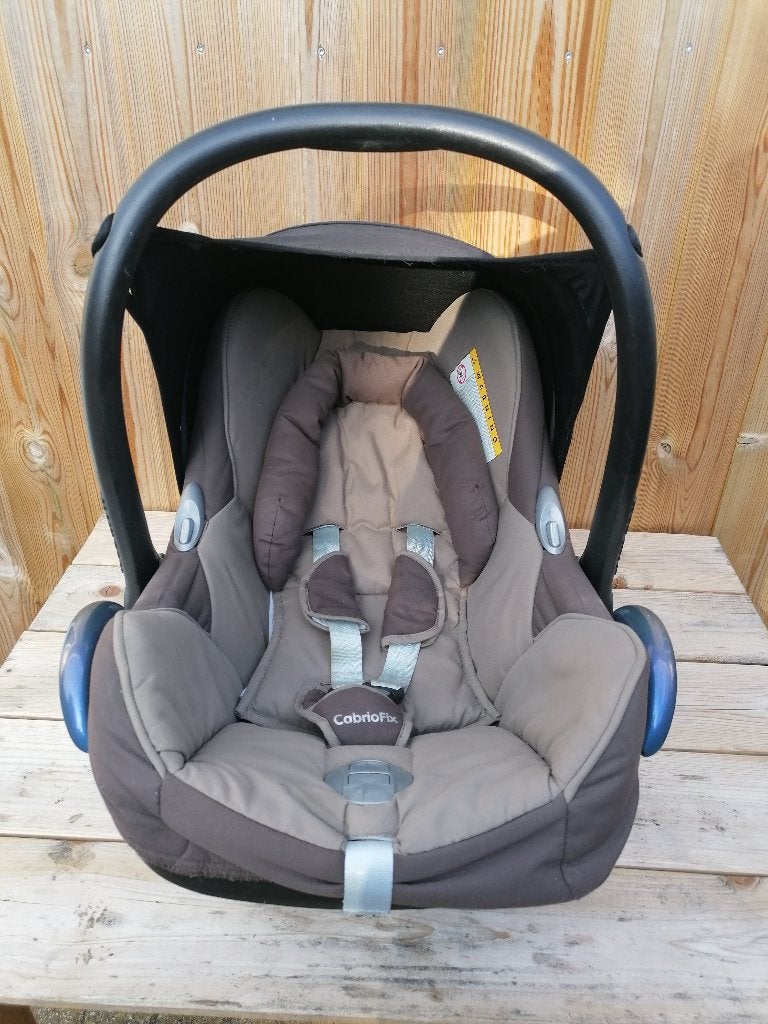 Maxi cosi taupe kleur auto kinderstoel, Ophalen, 0 t/m 18 kg, Maxi-Cosi, Gebruikt