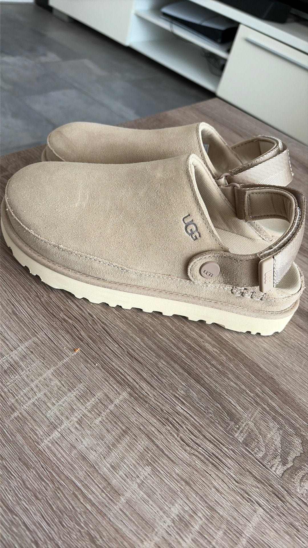 Uggs beige maat 38, Ophalen, Zo goed als nieuw, Beige