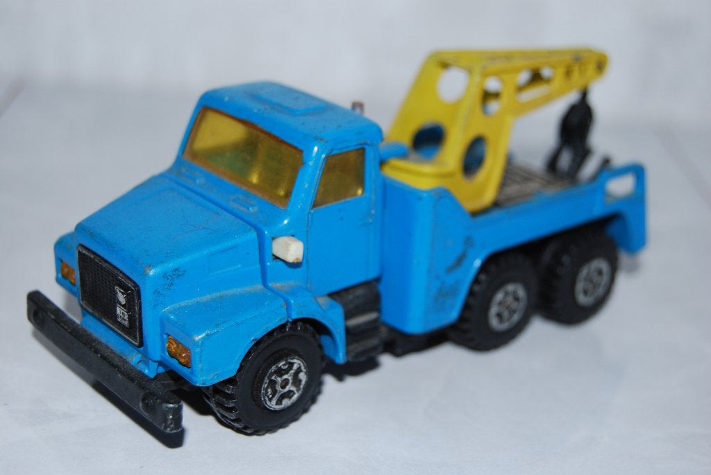 Guisval Volvo Tow Truck, Hobby en Vrije tijd, Modelauto's | 1:43, Ophalen of Verzenden, Gebruikt, Bus of Vrachtwagen, Overige merken