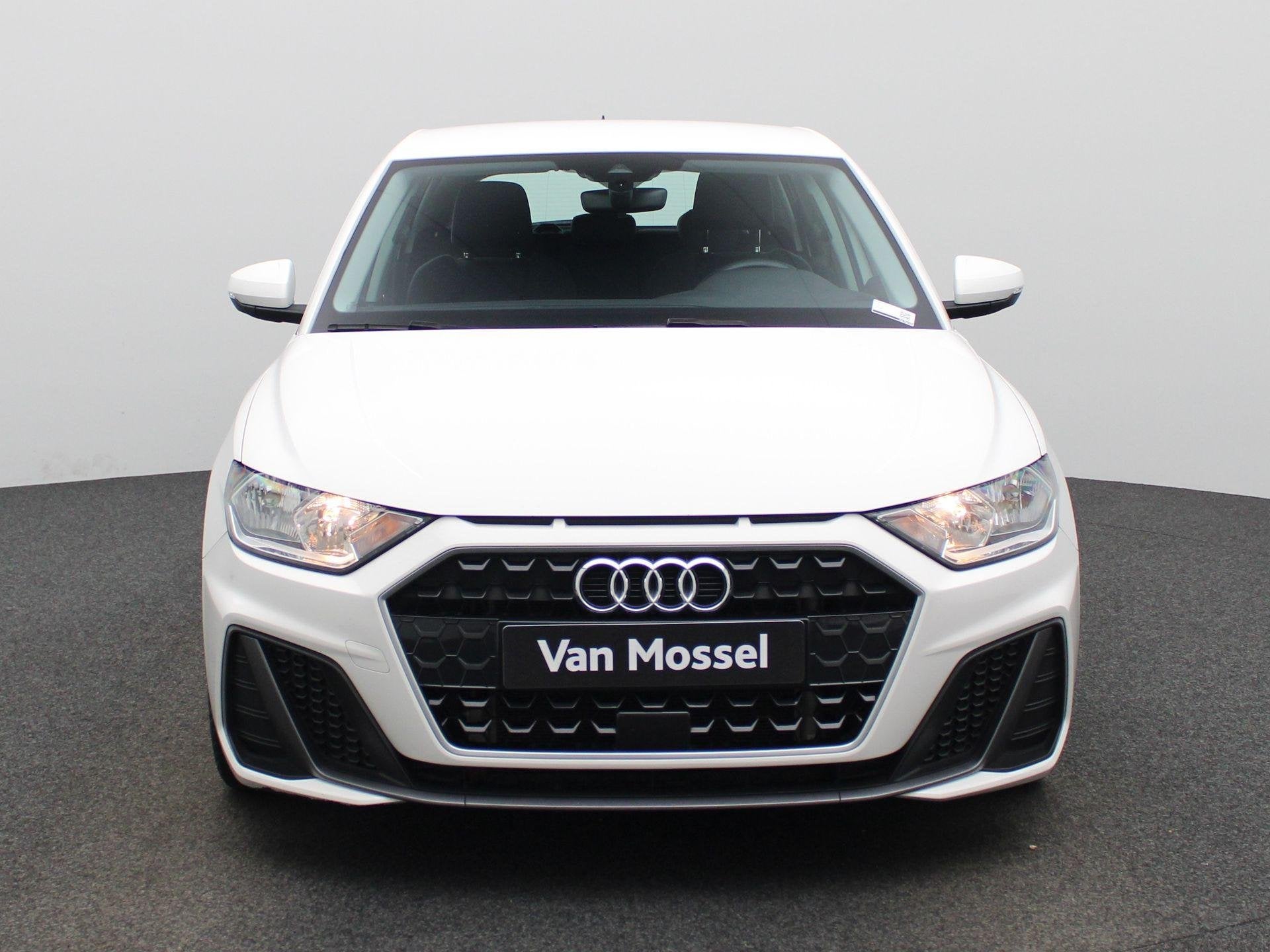 Audi A1 30 TFSI Sportback 110 PK | S-line | Apple Carplay |, Auto's, Audi, 12 maanden, Stof, Zwart, Wit