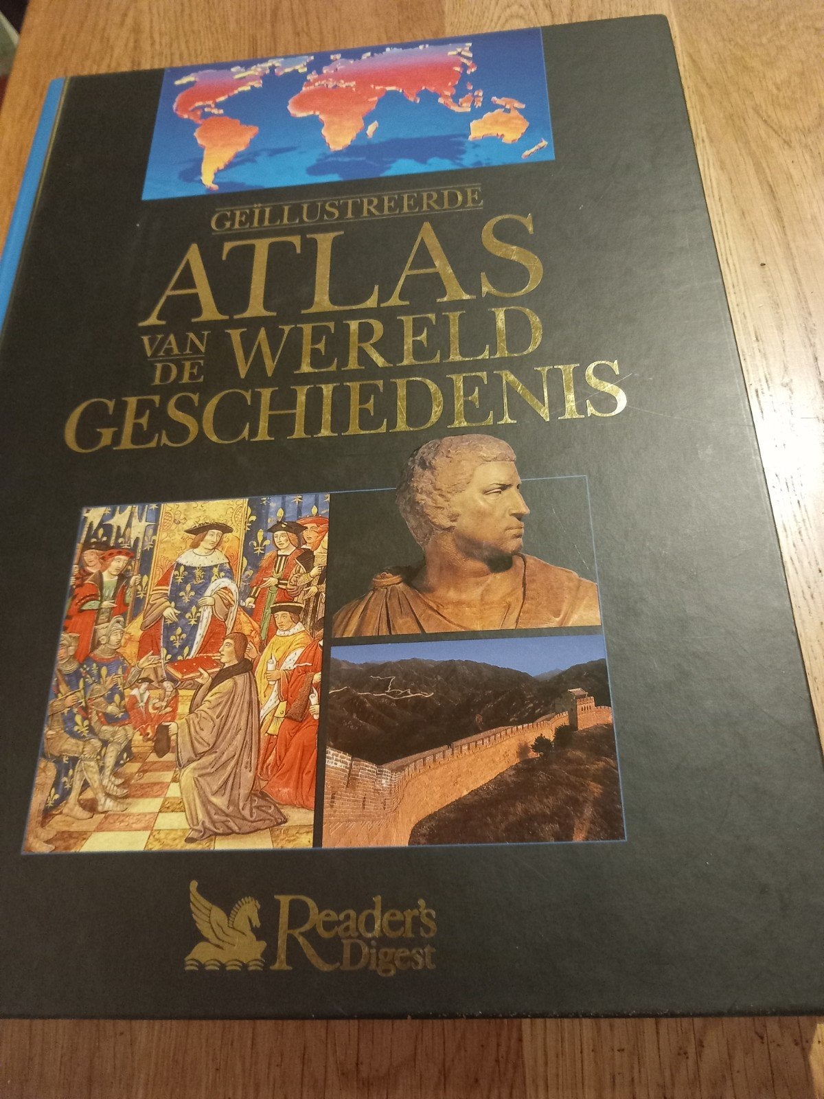 Atlas van de Wereldgeschiedenis., Boeken, Encyclopedieën, Ophalen of Verzenden, Gelezen, Overige onderwerpen, Reader's Digest