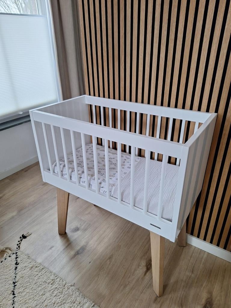 Kidsmill Sixties Wiegje Wit, Kinderen en Baby's, Babywiegjes en Ledikanten, Ophalen of Verzenden, Zo goed als nieuw, Wieg