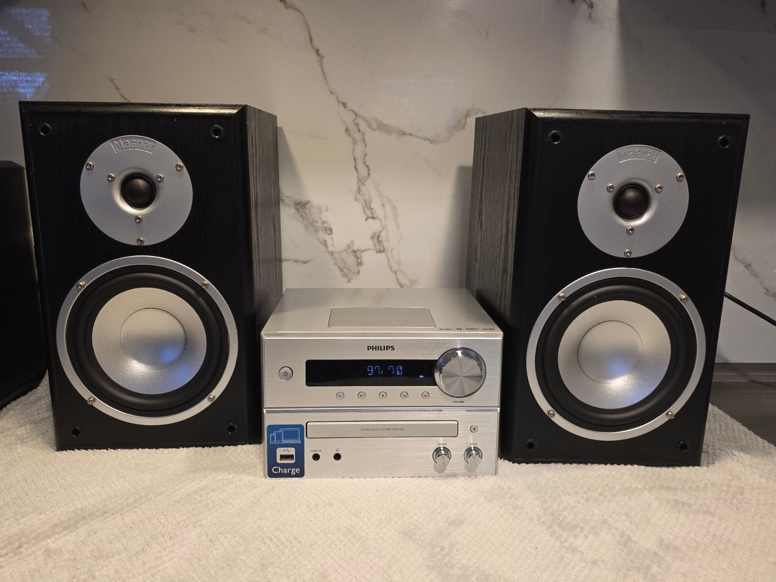 Philips BTB7150 DAB+ Bluetooth + Magnat Motion 220, Audio, Tv en Foto, Stereo-sets, Philips, Zo goed als nieuw, Cd-speler, Losse componenten