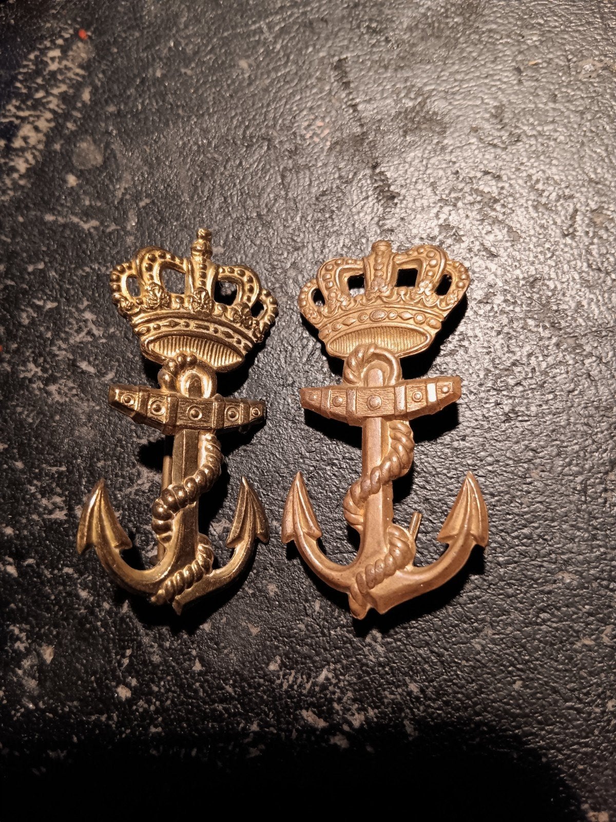 Originele Korps Mariniers pet-/uniform ankers, Verzamelen, Ophalen of Verzenden, Marine, Nederland, Helm of Baret