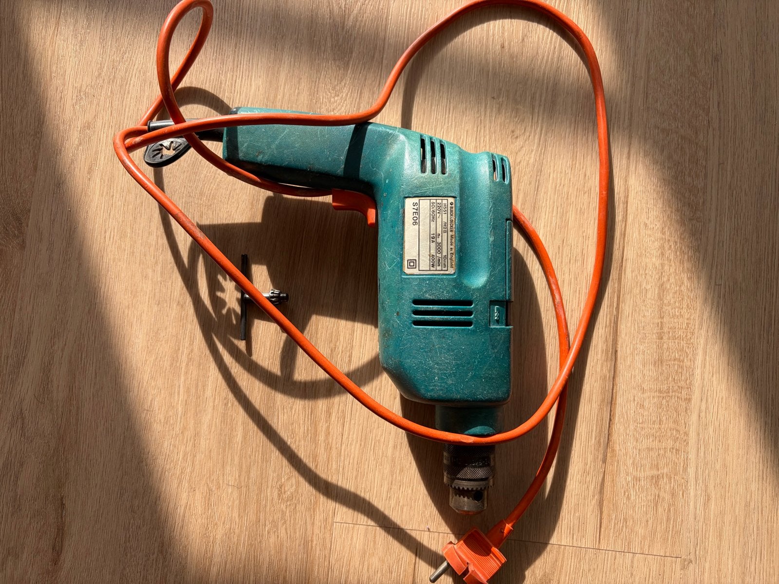 Black & Decker klopboormachine, Doe-het-zelf en Verbouw, Gereedschap | Boormachines, Ophalen of Verzenden, Gebruikt, Minder dan 400 watt