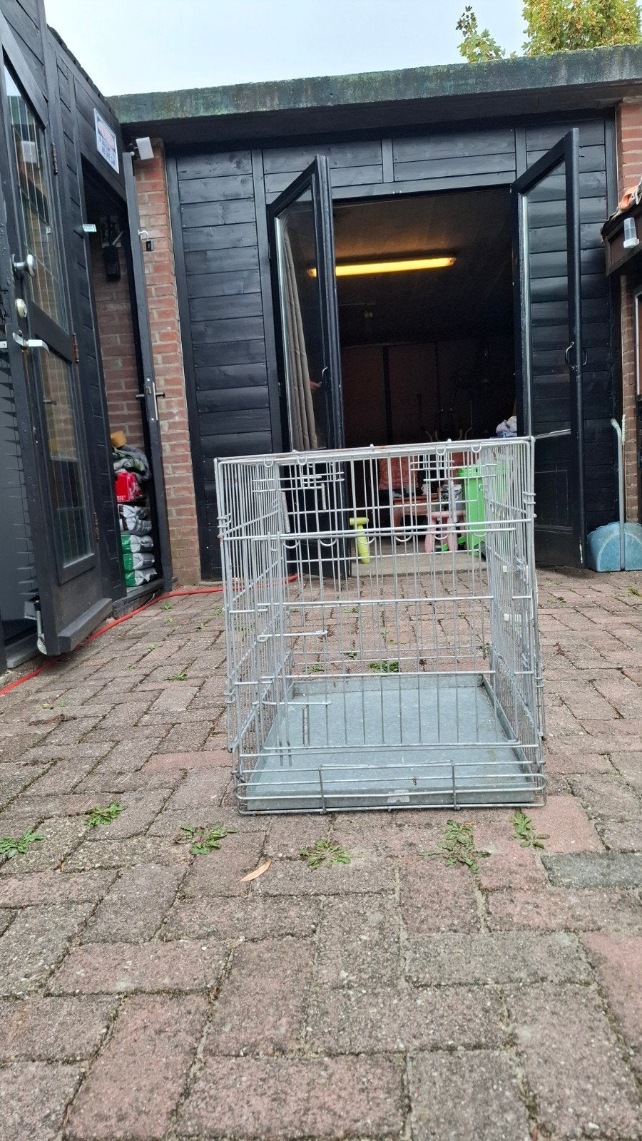 honden bench groot en kleiner, Dieren en Toebehoren, Gebruikt, 65 tot 100 cm, Hondenhok, Ophalen of Verzenden
