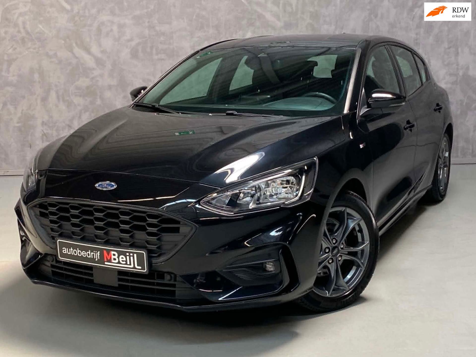 Ford Focus 1.0 EcoBoost ST Line Business /Led /Trekhaak /Win, 125 pk, Euro 6, Zwart, Bedrijf