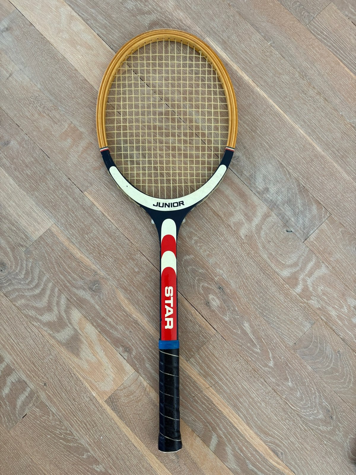 Gaaf vintage Houten Tennisracket 'Star Junior', Sport en Fitness, Tennis, Ophalen of Verzenden, Gebruikt, Racket, Overige merken