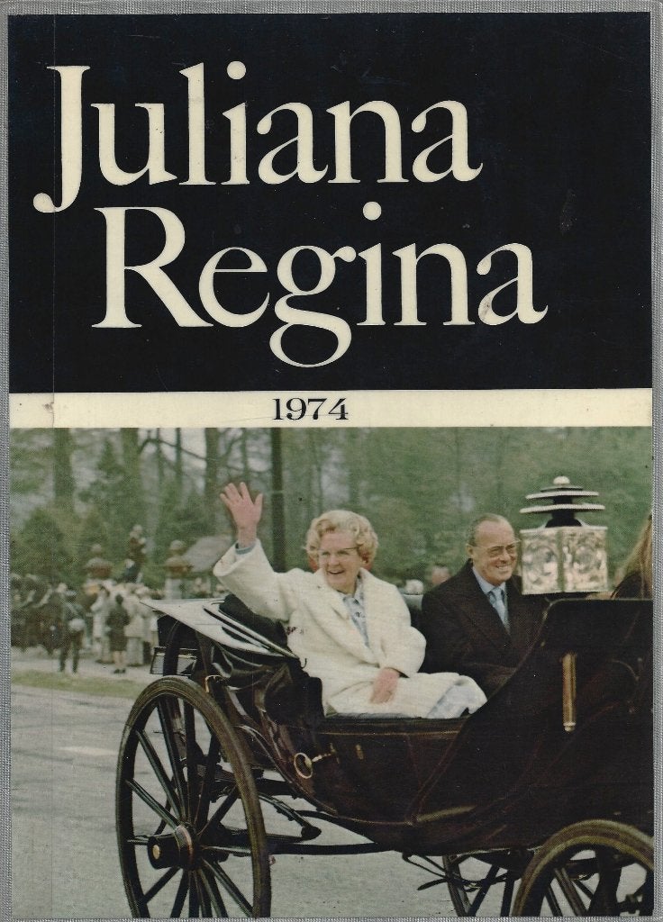 Juliana Regina 1974 - Fotoboek koninklijke familie, Verzamelen, Ophalen of Verzenden, Gebruikt, Nederland, Tijdschrift of Boek