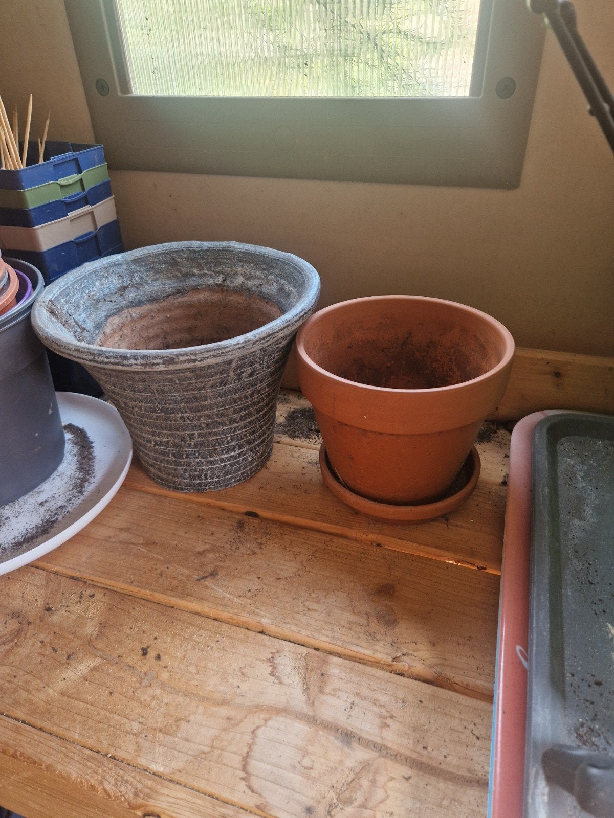 2x gratis bloempot, Ophalen, Rond, Aardewerk, Minder dan 40 cm