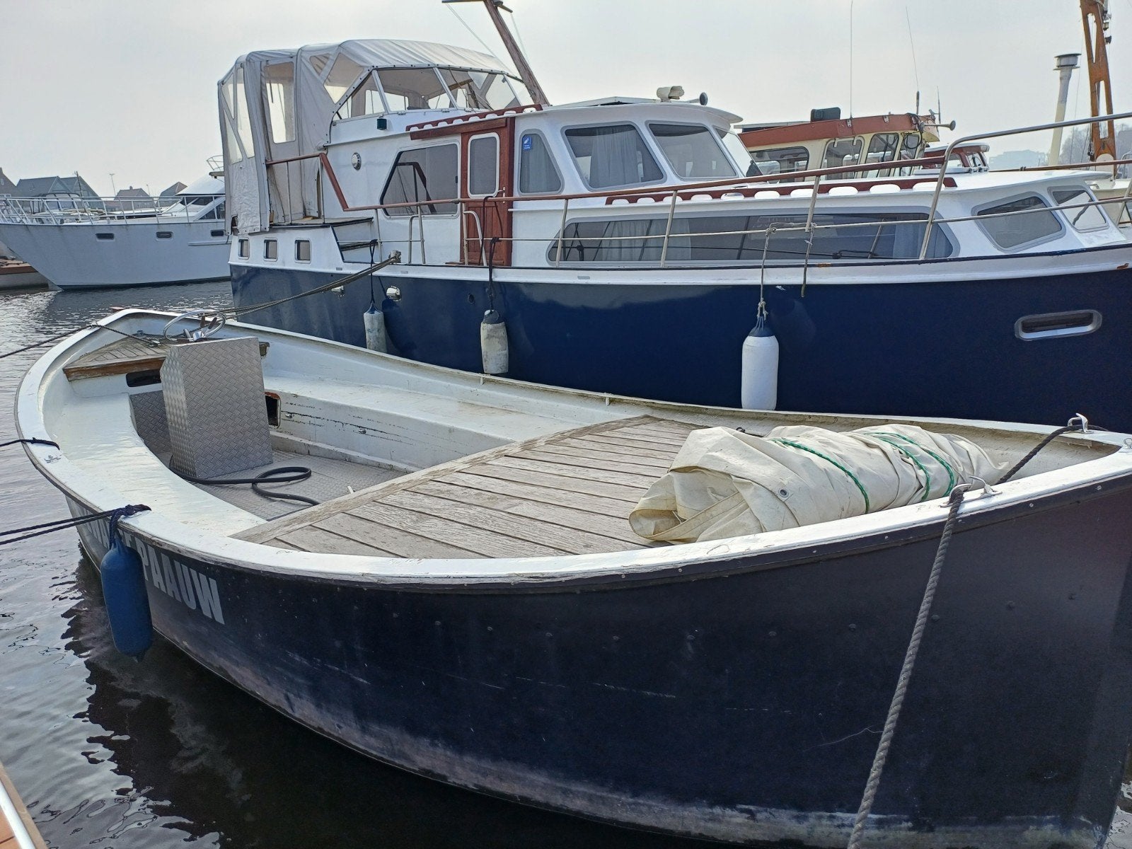 Foto 4 van Afbouw project polyester sloep 8 meter vetus 10kw elec