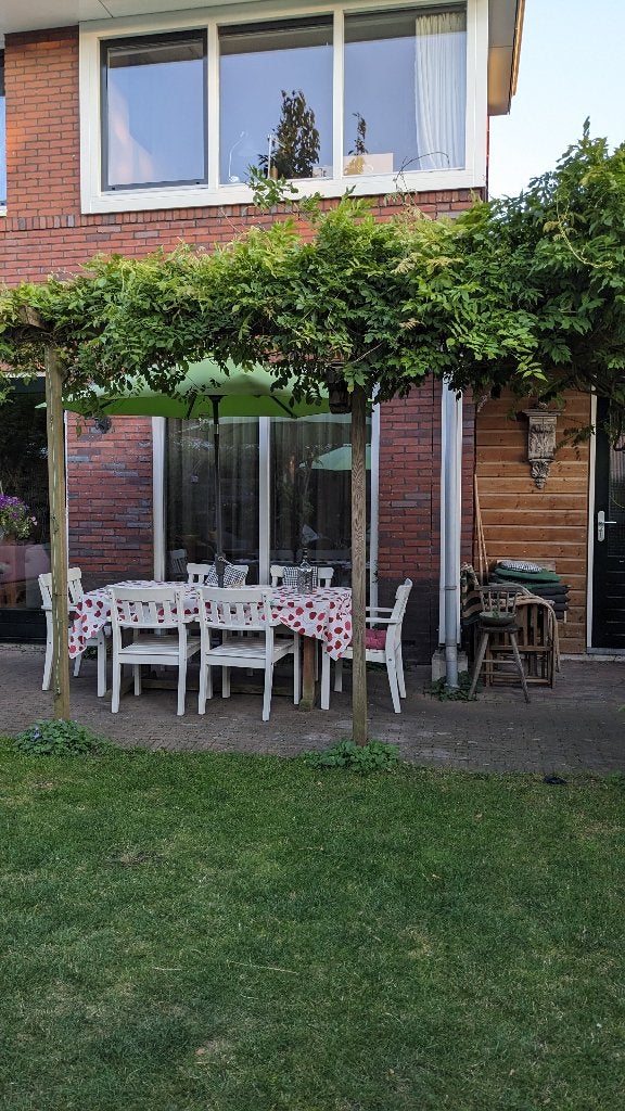 Tuin set, tafel met 6 witte Ikea stoelen, Ophalen, Gebruikt, 6 zitplaatsen, Teakhout