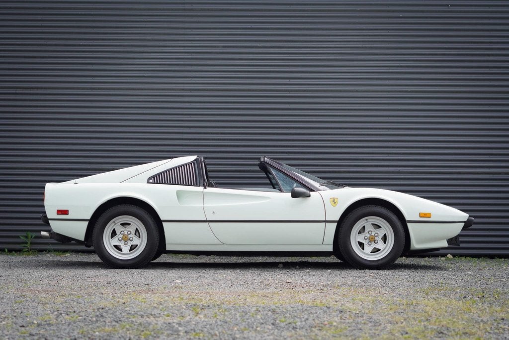 Ferrari 308 GTS Inj / Targa, Auto's, Ferrari, Gebruikt, 8 cilinders, Wit, Bedrijf