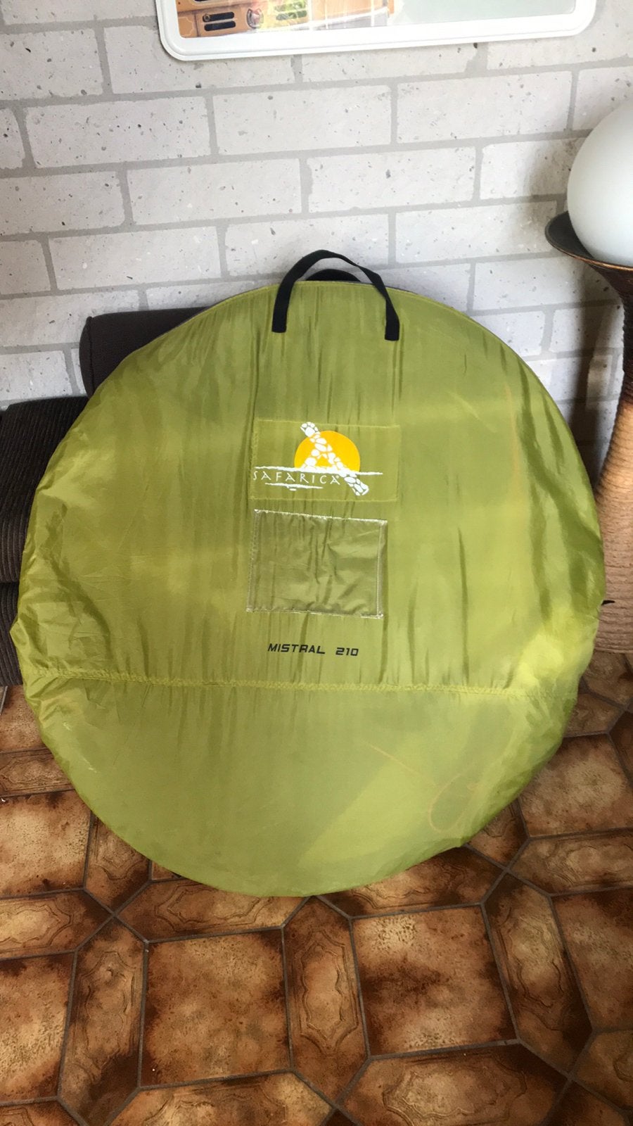 Pop -up tent, Ophalen, Zo goed als nieuw, Tot en met 3